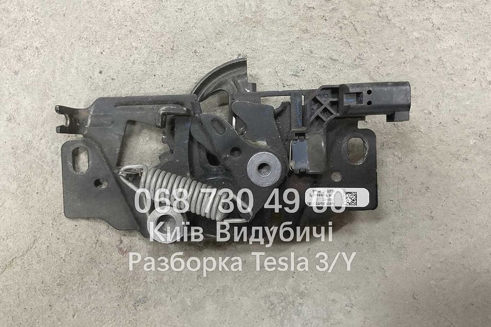 Замок капота Tesla Model 3 18-20