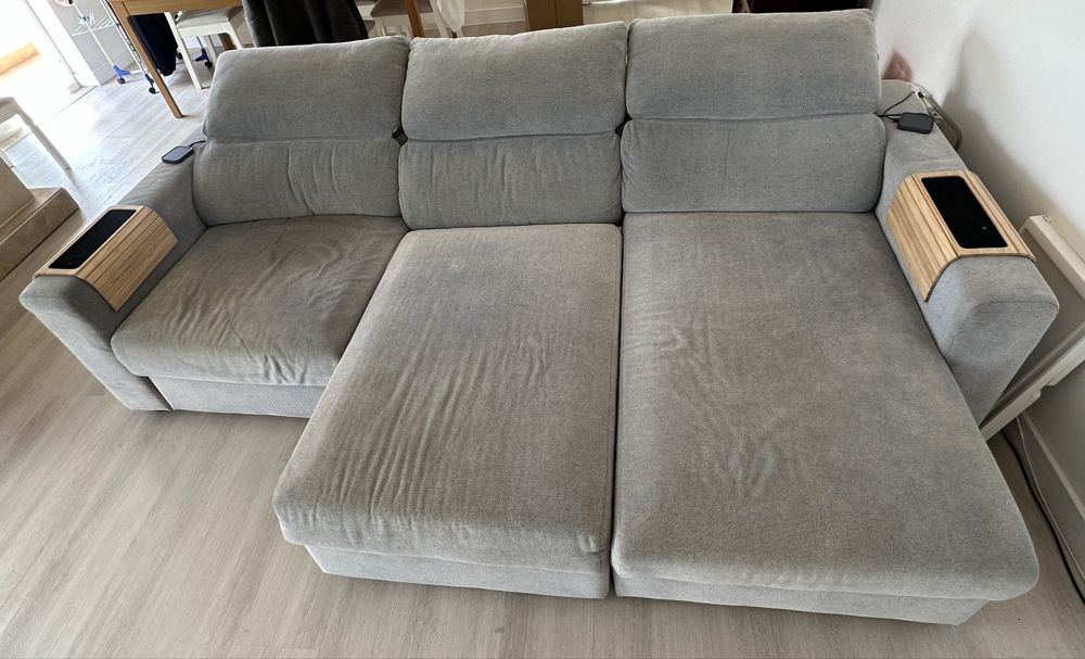 Sofa cama com bau 450€