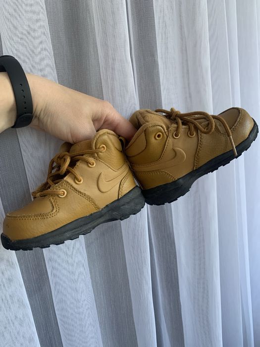 Чобітки,ботінки nike
