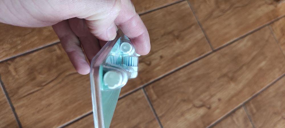 Насадки для електричної зубної щітки марки Brusod