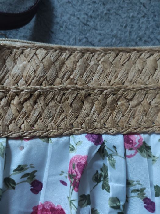 Mała torebka na pasku