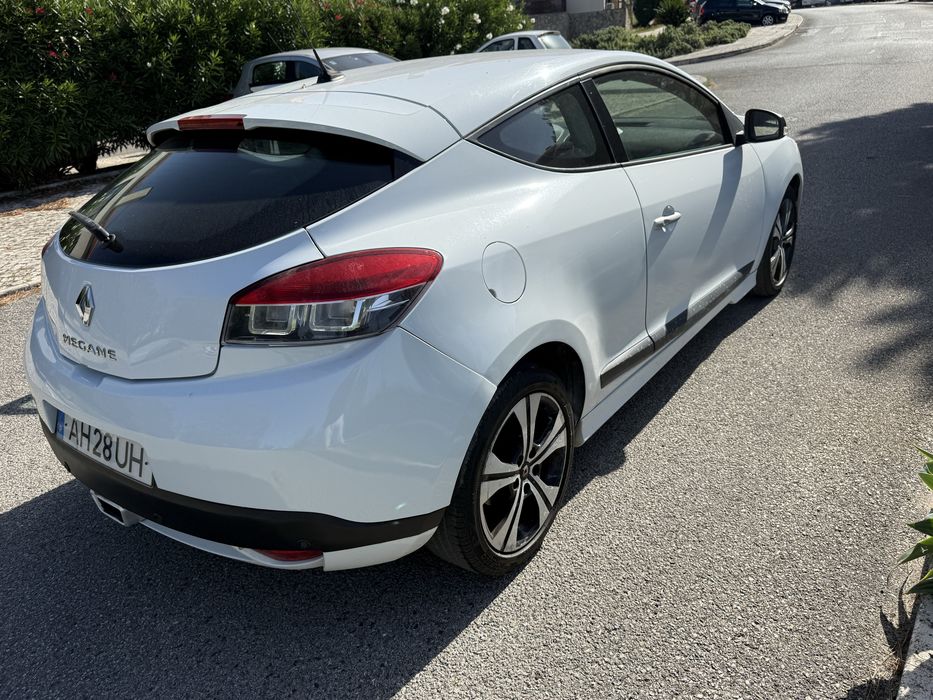 Renault Megane  Coupé  Bose Edition 1500 DCI ano 2011 — photo 5