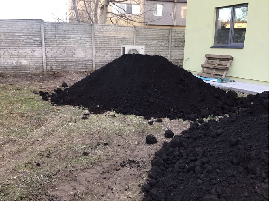 Чорнозем, грунтосуміш, торф