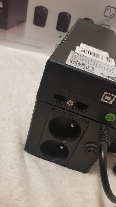 Zasilacz awaryjny, Ups Power Walker VI 600 SW/FR