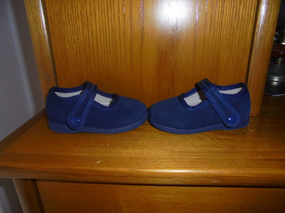 sapatos de menina cor azul lindos