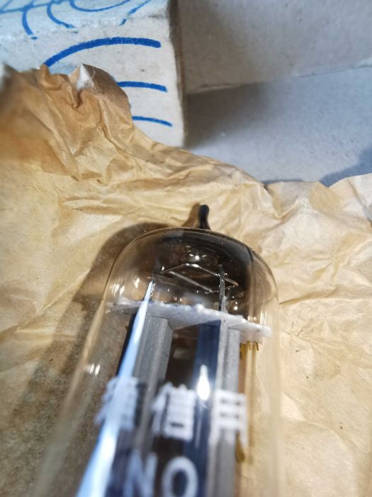 Радиолаампы ECC81,ECC82 ECC83