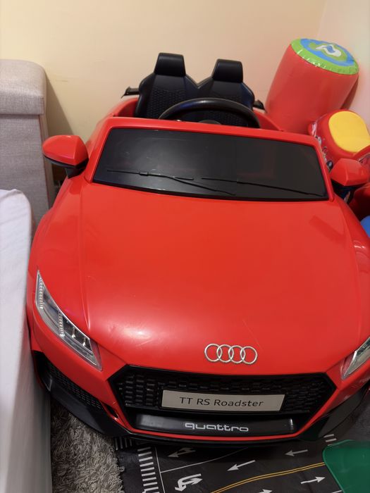 Carro de criança elétrico