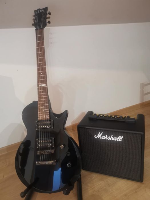 Gitara elektryczna wraz z akcesoriami