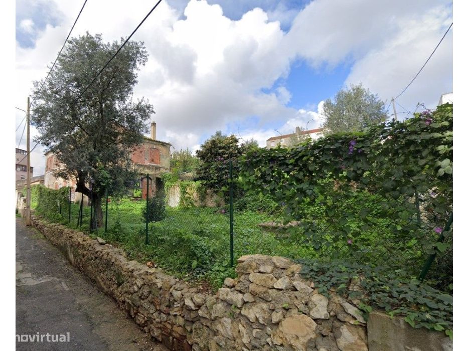 Moradia T3 à venda em Agualva