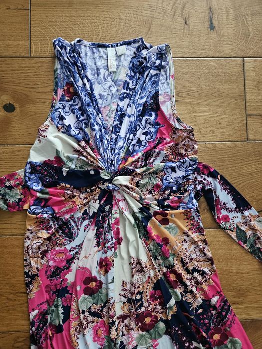 Sukienka maxi w kwiaty rozmiar M/L
