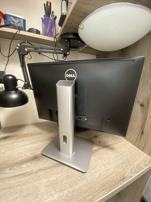 Продаю монитор Dell u2415b