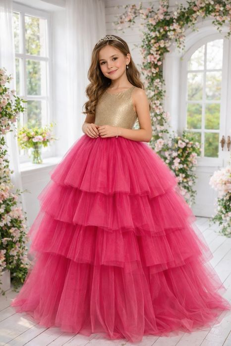 Сукня на 7 років на випускний у садочок довга пишна з фатіну