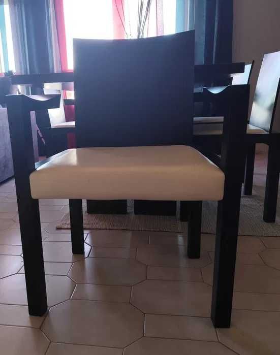 Mesa e 4 cadeiras em Wengué