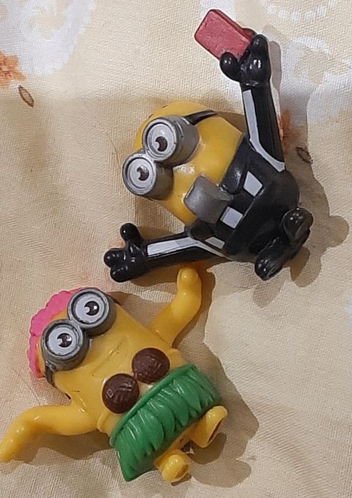 Bonecos Coleção - Minions e não só
