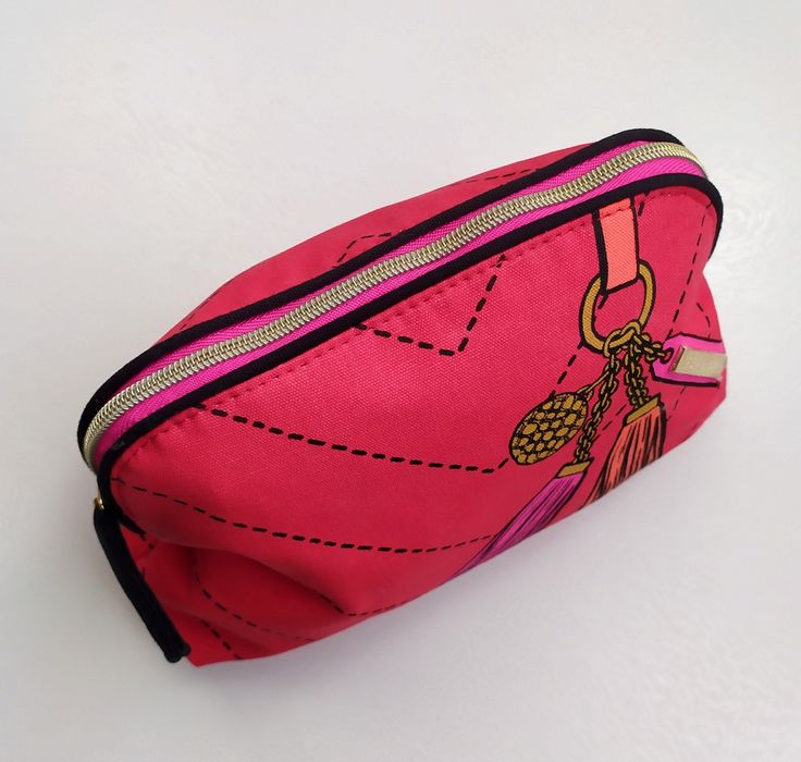 Estée Lauder красная косметичка из США сумочка для косметики