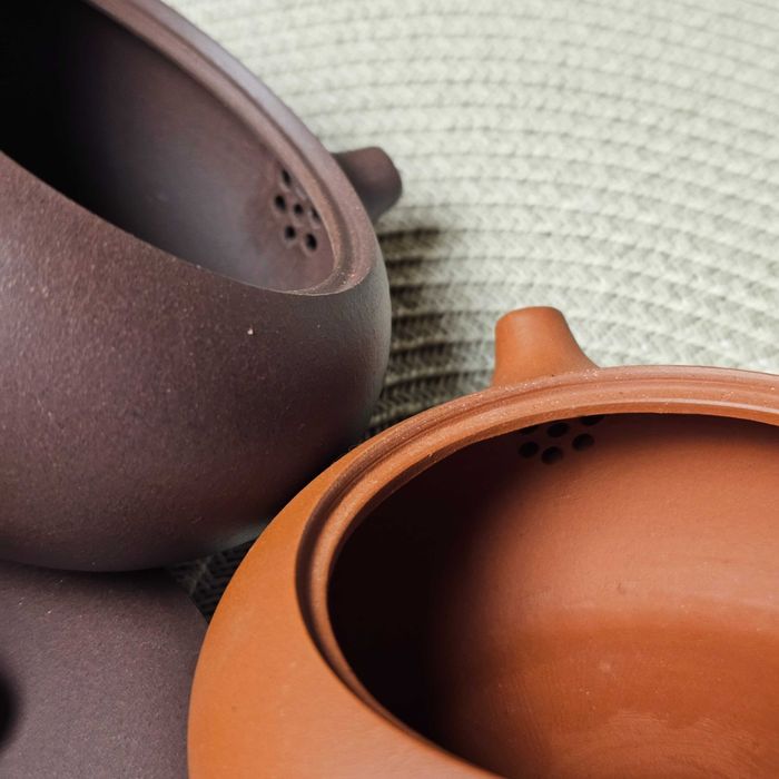 Китайський глиняний чайник • майстерний плоский Сі Ши • ісинська глина