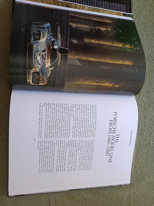 Livro Porsche: Portrait of a Legend, de Ingo Seiff