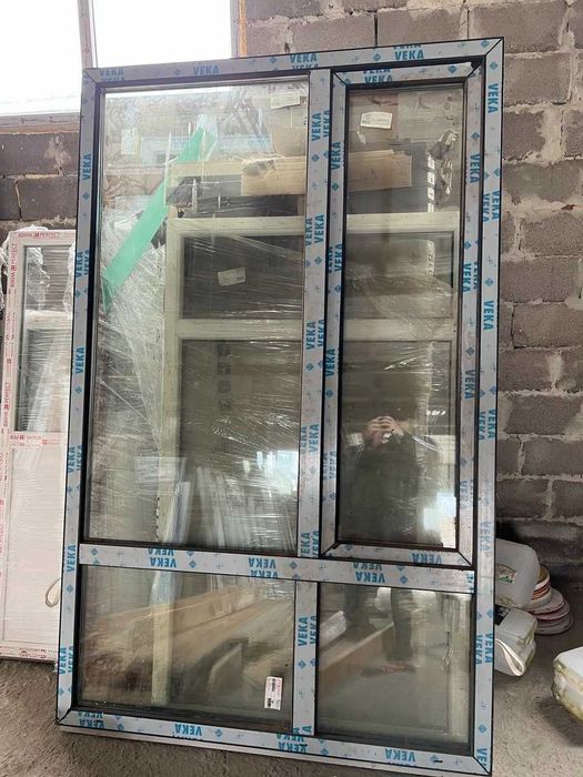 Вікно Veka 7 камер, 3 скла, антрацит, WinkHaus