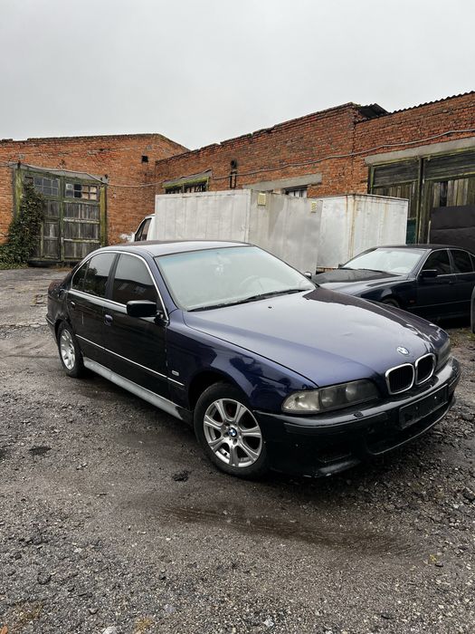 Продам BMW e38 528і