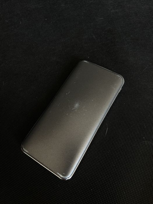 Powerbank szary macsafe