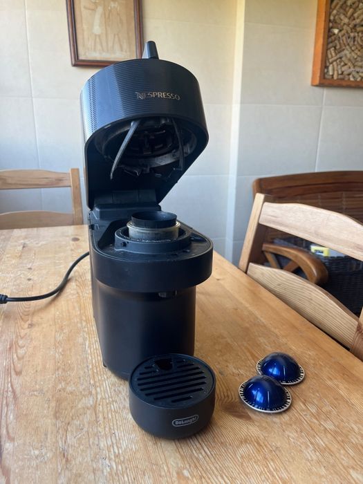 Máquina de café Nespresso Vertuo