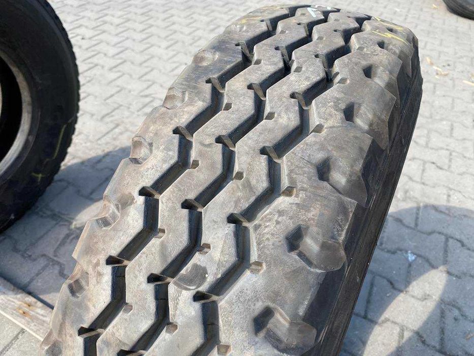 Opona używana prowadząca ciężarowa 9.5R17.5 MICHELIN XZY / 13-14mm