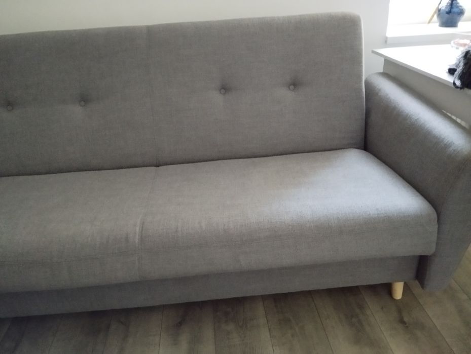 Sofa Black Red white