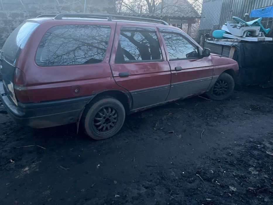 Продам Форд Ескорд