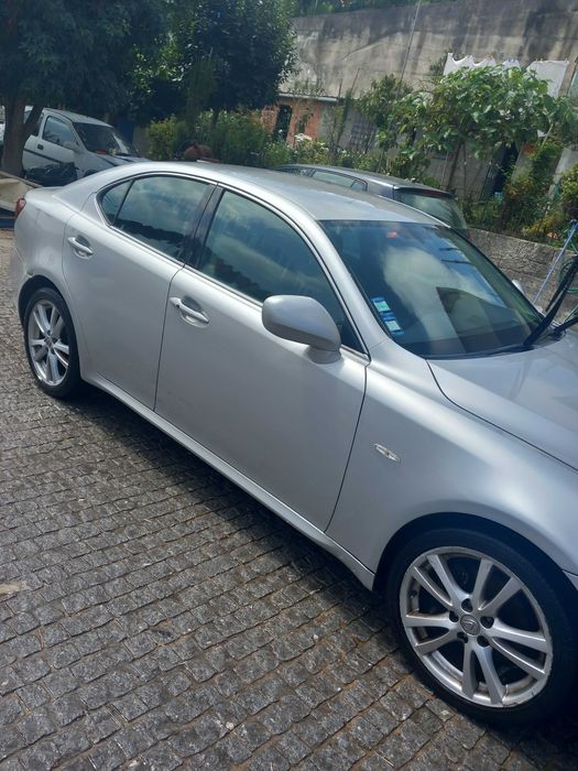 Lexus is 220 d 177cv