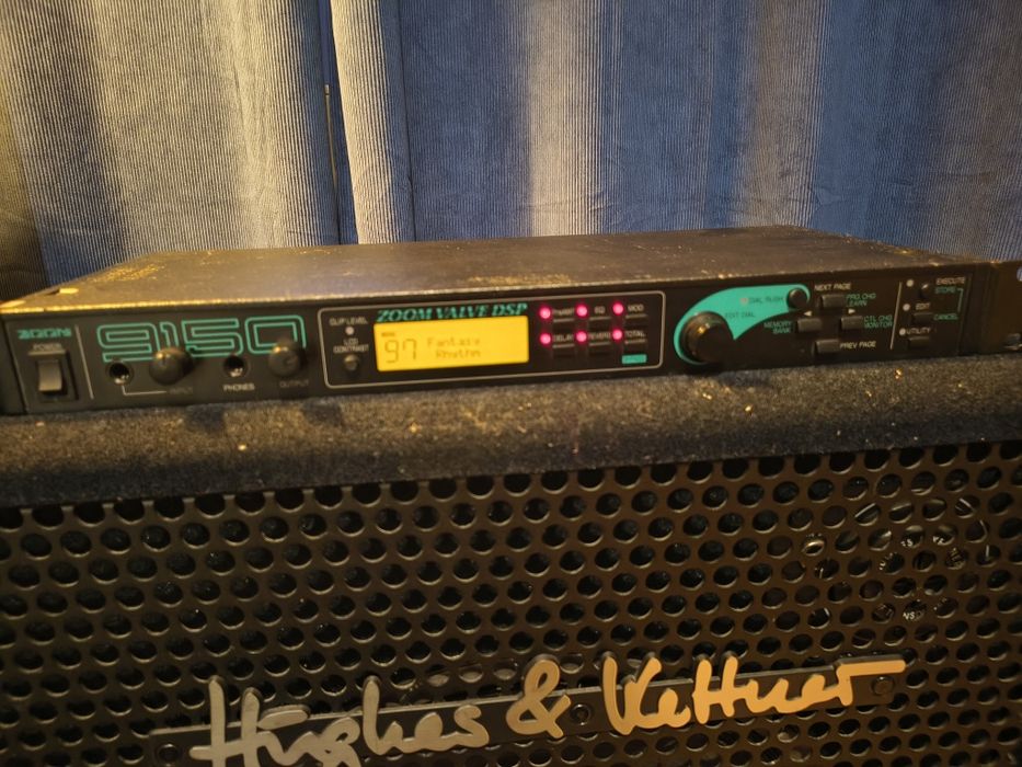 Zoom 9150 Valve DSP – preamp lampowy + multiefekt – sprawny
