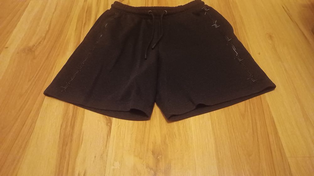 Spodenki  Cropp r XS