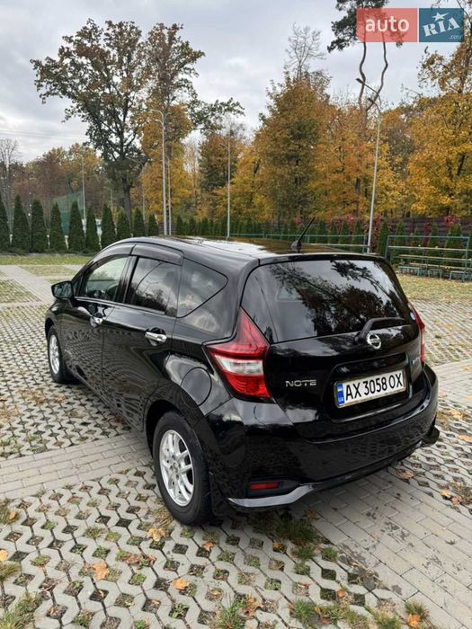 Nissan Note E-power гібрид