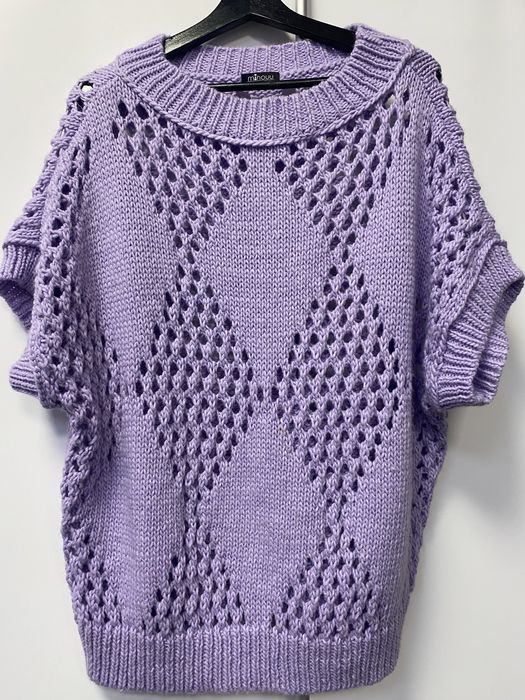 Minouu Przybylska jordanov liliowy sweter wełna dzianina motyl oversiz