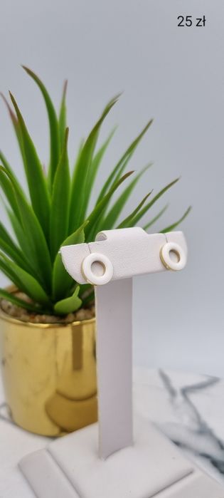 Białe kolczyki blueberry stal chirurgiczna 316L