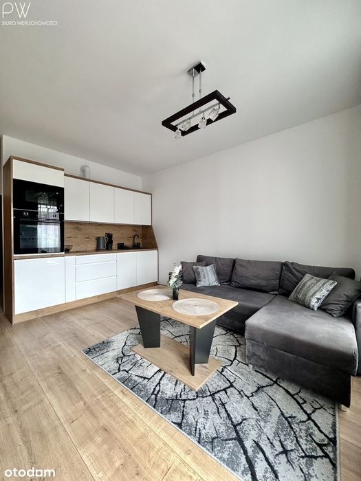 2 pokoje + garderoba, balkon, 1 piętro, winda