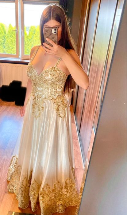 Ekskluzywna suknia ślubna