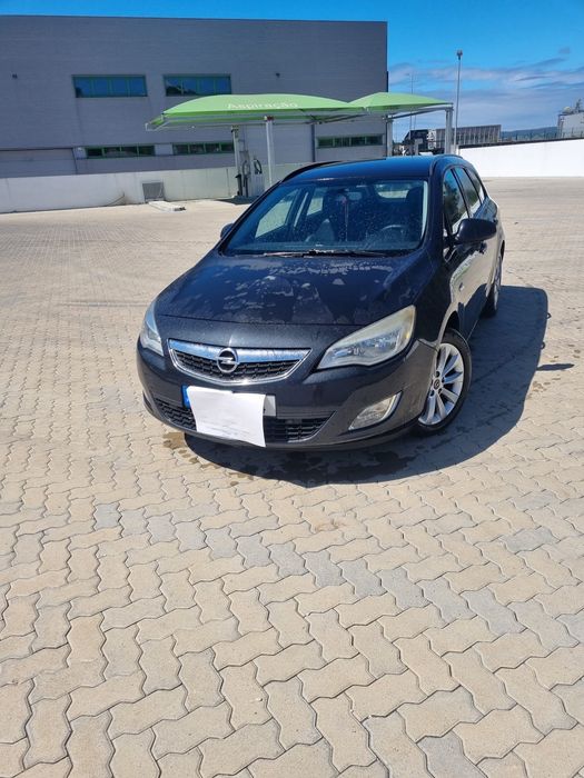 Opel astra sport tourer