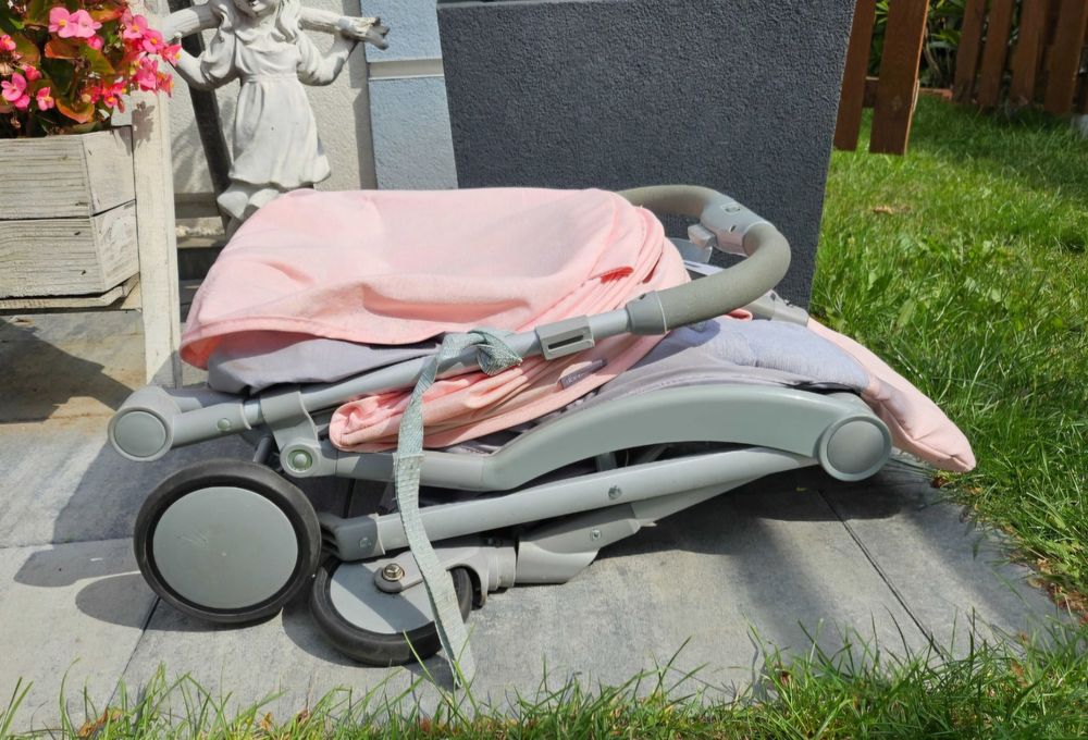 Spacerówka kinderkraft pilot 5.8kg.