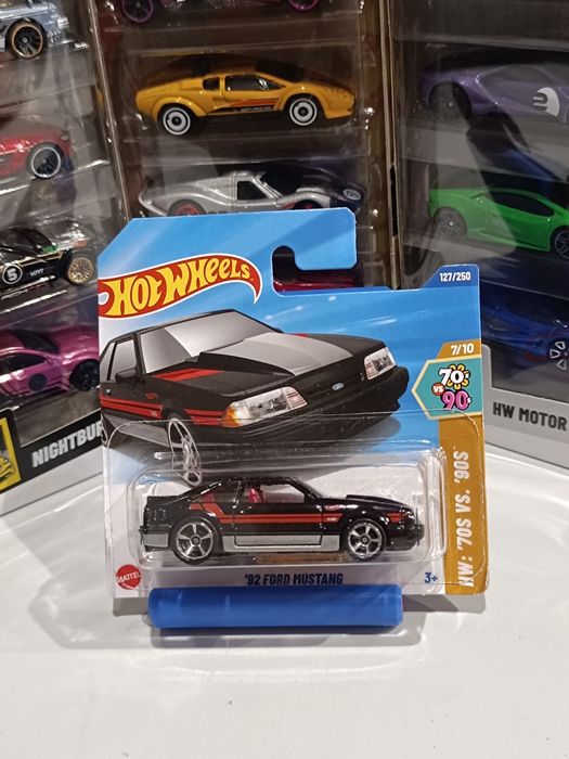 Hot Wheels 92 Ford Mustang