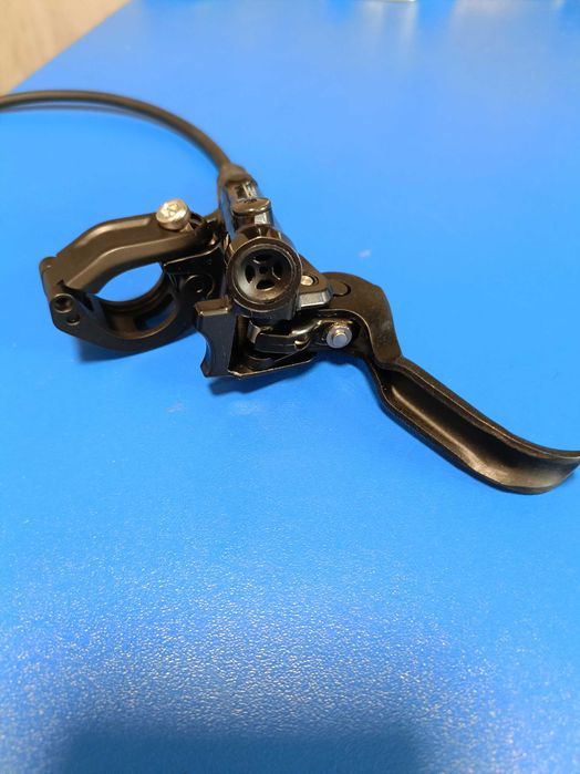 Тормоз гидравлический Shimano Deore M6100 передний/Адаптеры