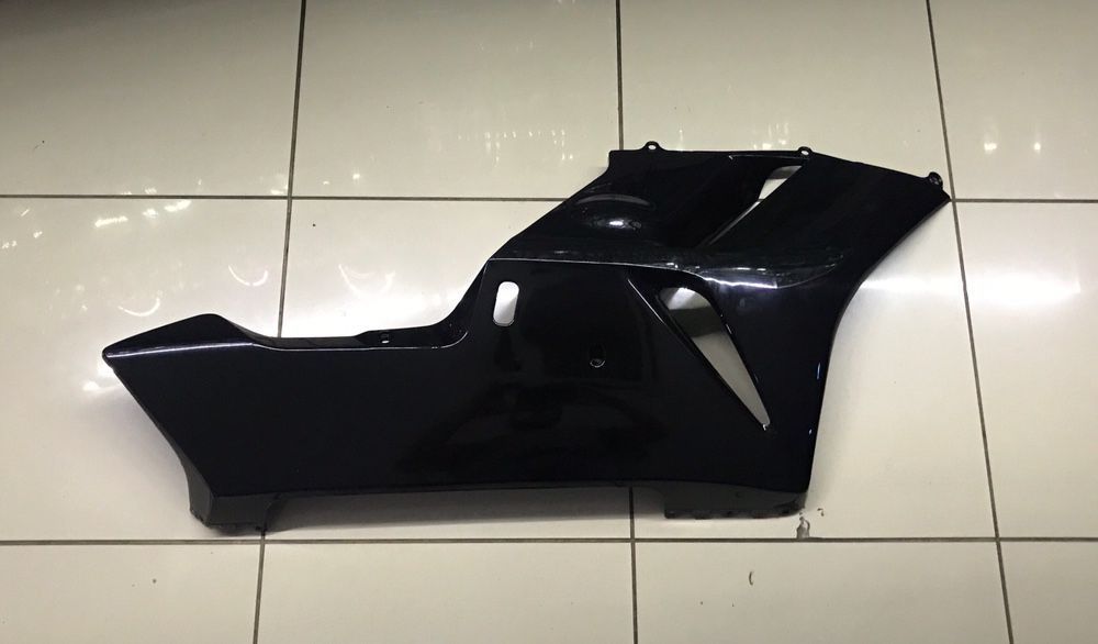Carenagem lateral honda cbr 1000rr 2004