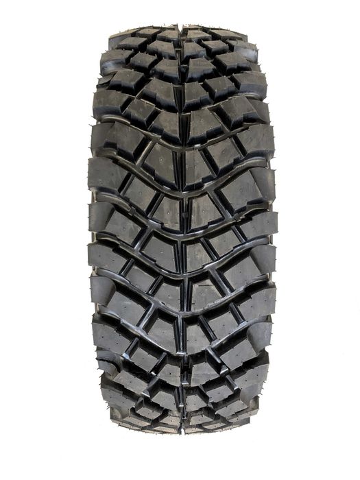 Шини болотні 225/70 R15 100Q резина грязьова 4x4 Trakker-Macho Poland