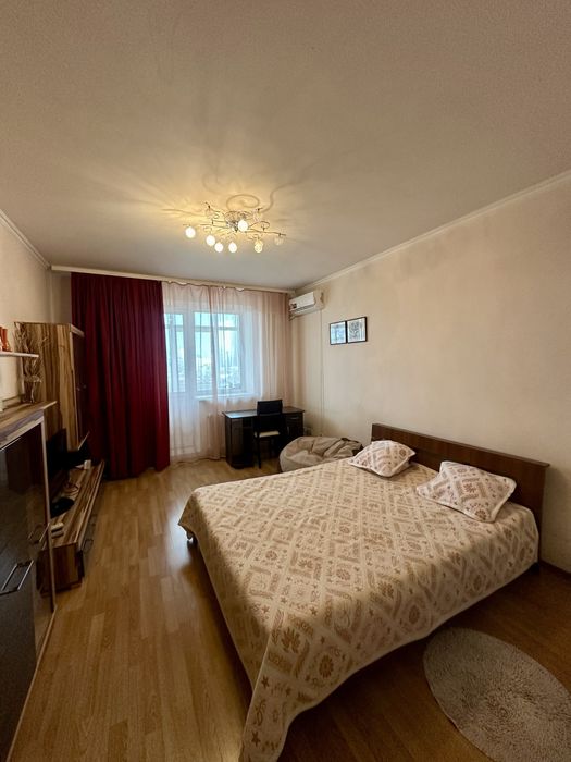 Оренда ТРЦ Комод Луначарського 14 Лівобережна Дніпровський