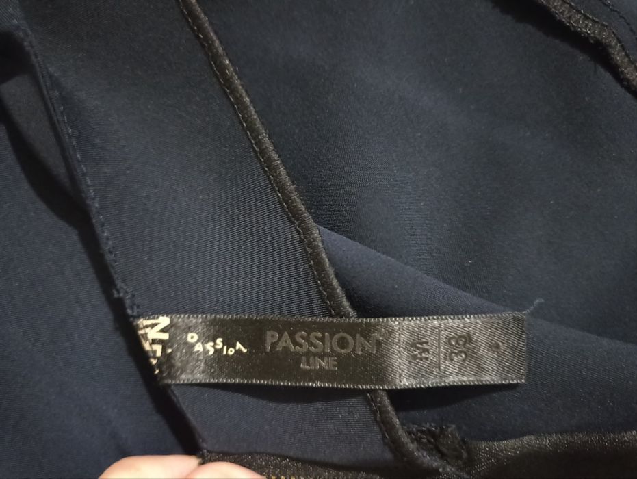 Красивое женское платье