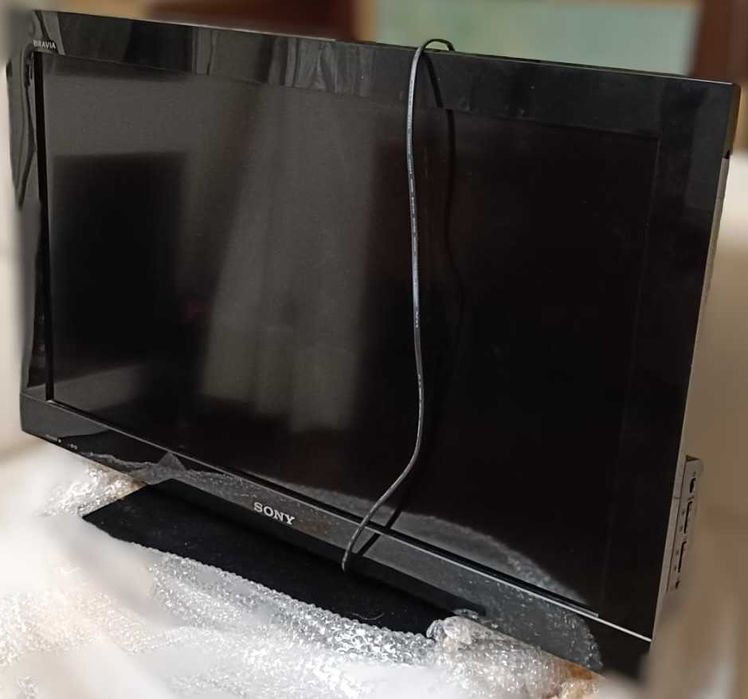 Televisão - Sony Brava - 36 polegadas