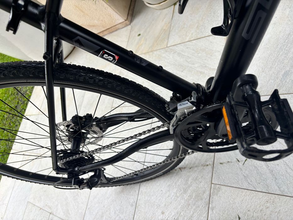 Bicicleta Superior Híbrida/Cross | Tamanho S | Shimano Altus | Travões de Disco | Revisão Completa
