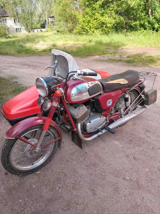 Продам  JAWA 350 с коляской Velorex 562