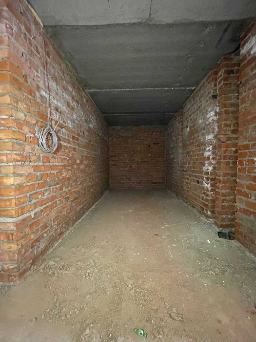 Продаж комерційного приміщення Винники 110 м.кв.