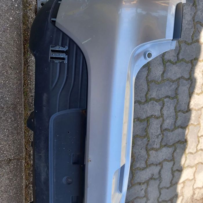 Para choques tras renault clio 4 carro