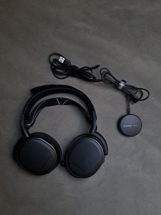 Steelseries arctis 9